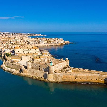 Villa Tonnara Vista Mare - Siciliavacanza 阿沃拉 外观 照片