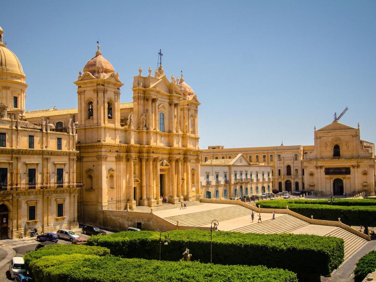 Villa Tonnara Vista Mare - Siciliavacanza 阿沃拉 外观 照片